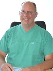 Dr. Med. Habil Jürgen Hußmann - Plastic Surgery Clinic in Germany