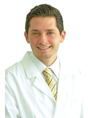 Whiteline Dental Clinic - Dr Guillermo Trujillo Losa - Dentist