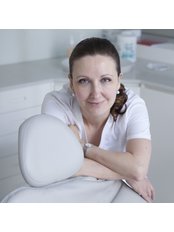 Dr. Maria Avis - Akoya Dental Boutique - Dr. Maria Avis