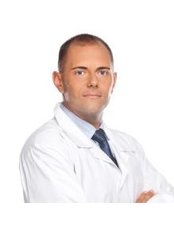 Mr Alexander Botcevski - Surgeon at Hill Clinic