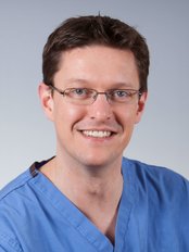 Winchester Urologist - Candover Clinic - Mr Chris White - Consultant Urological Surgeon 